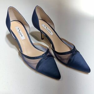 Nina Navy Blue Mesh and Rhinestone Pointed-Toe Pumps/Heels with 1.5” Heel Sz 8.5